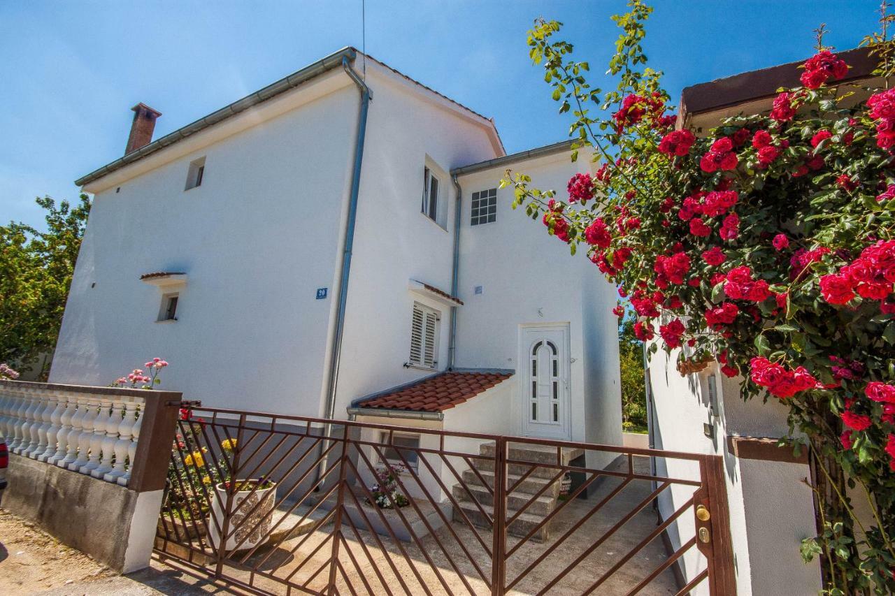זאדאר Family Apartment Marija מראה חיצוני תמונה